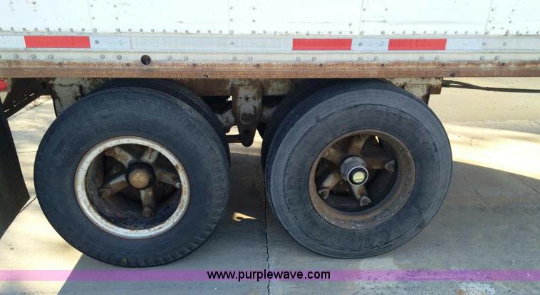 image for item D1776 1983 Budd dry van trailer
