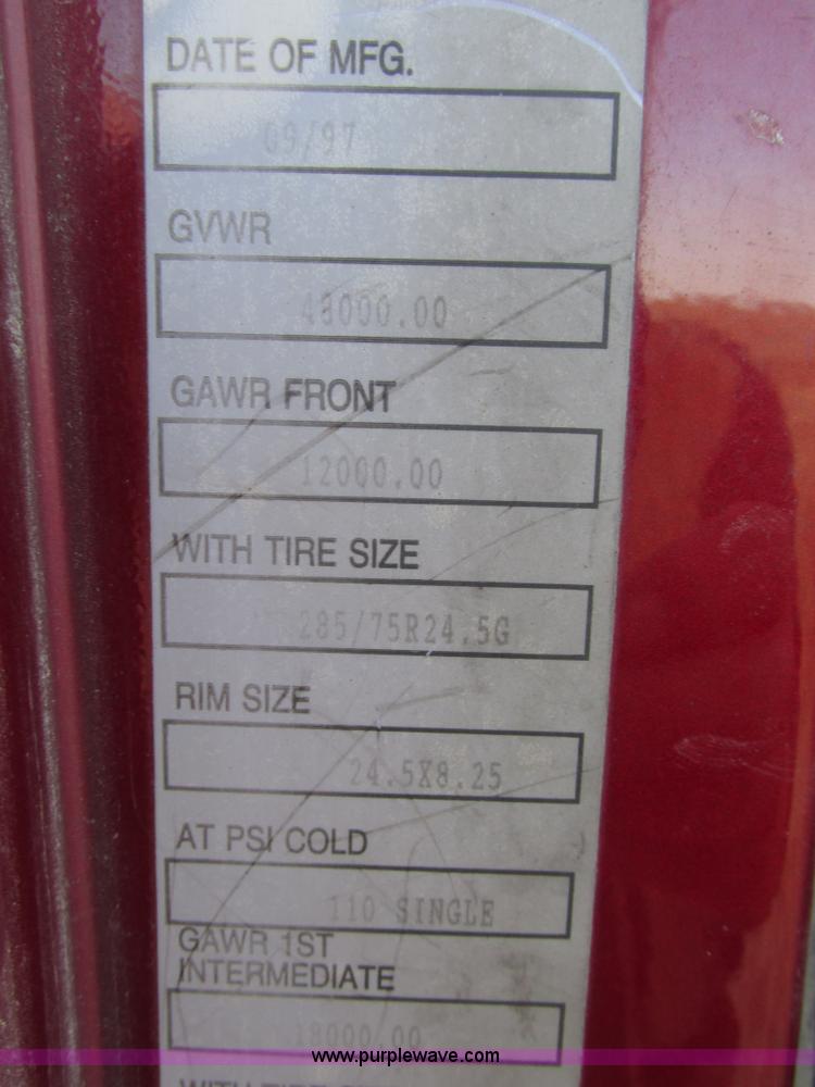 image for item H1111 1998 Kenworth T2000 semi truck