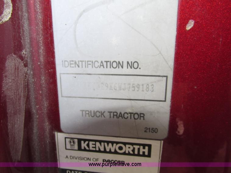 image for item H1111 1998 Kenworth T2000 semi truck