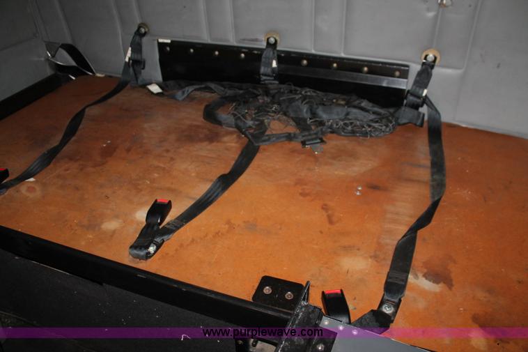 image for item H8080 1999 Freightliner FLD120 semi truck