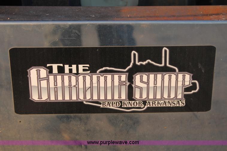 image for item H8080 1999 Freightliner FLD120 semi truck