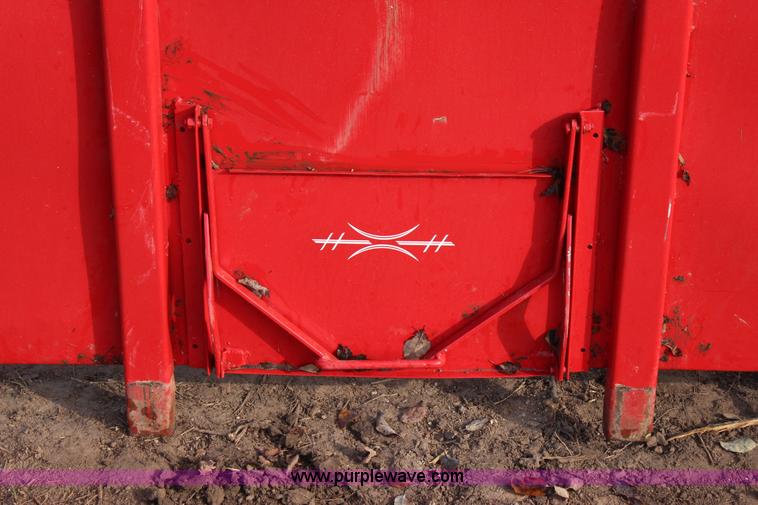 image for item J4365 2001 International 4700 dump truck