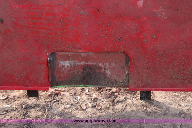 image for item J4365 2001 International 4700 dump truck