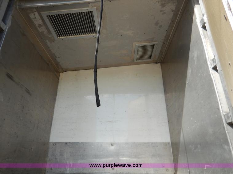 image for item J6453 1998 Hackney beverage trailer