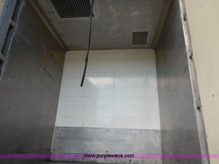 image for item J6453 1998 Hackney beverage trailer