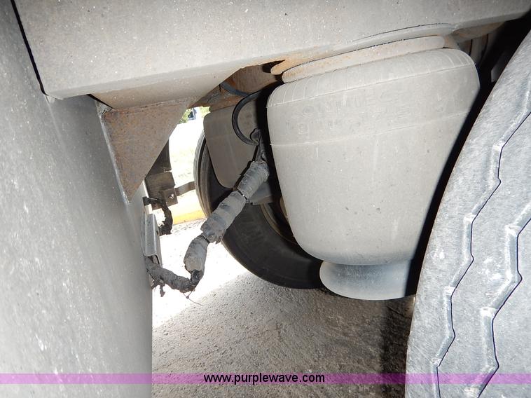 image for item J6453 1998 Hackney beverage trailer