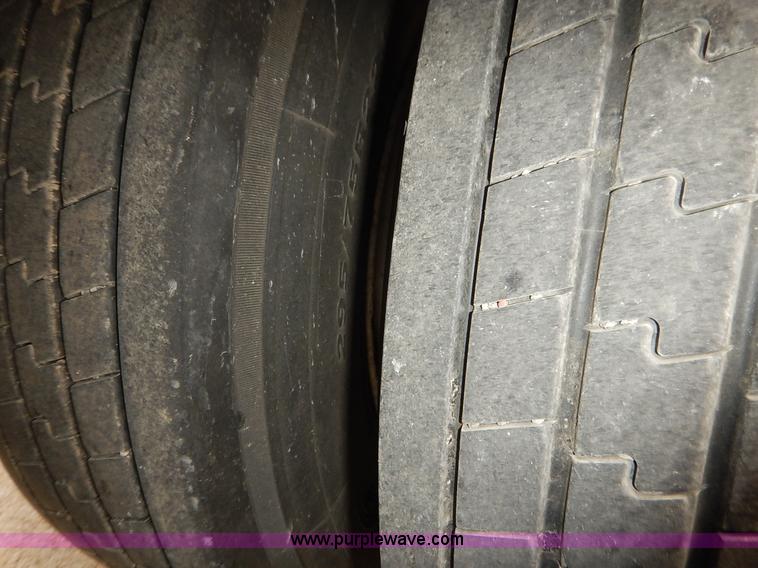 image for item J6453 1998 Hackney beverage trailer