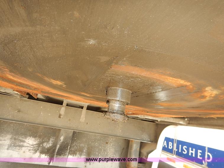 image for item J6458 2000 Centennial beverage trailer