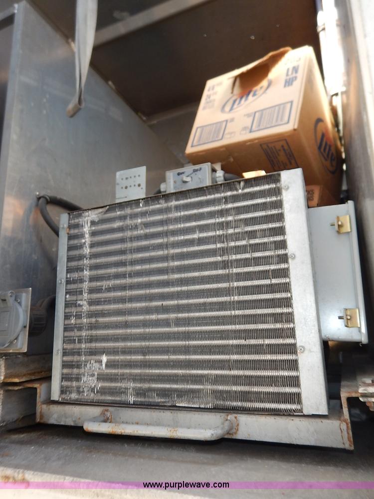 image for item J6458 2000 Centennial beverage trailer