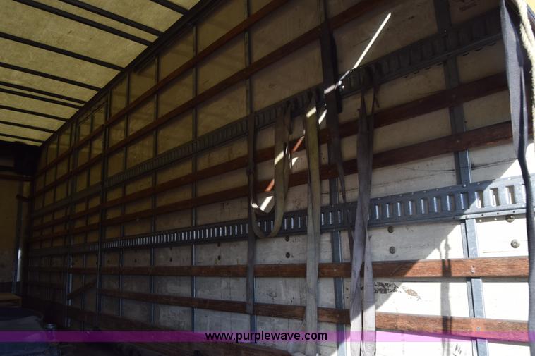 image for item J7010 2006 Freightliner Business Class M2 box truck