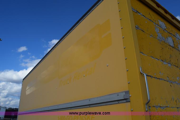 image for item J7010 2006 Freightliner Business Class M2 box truck