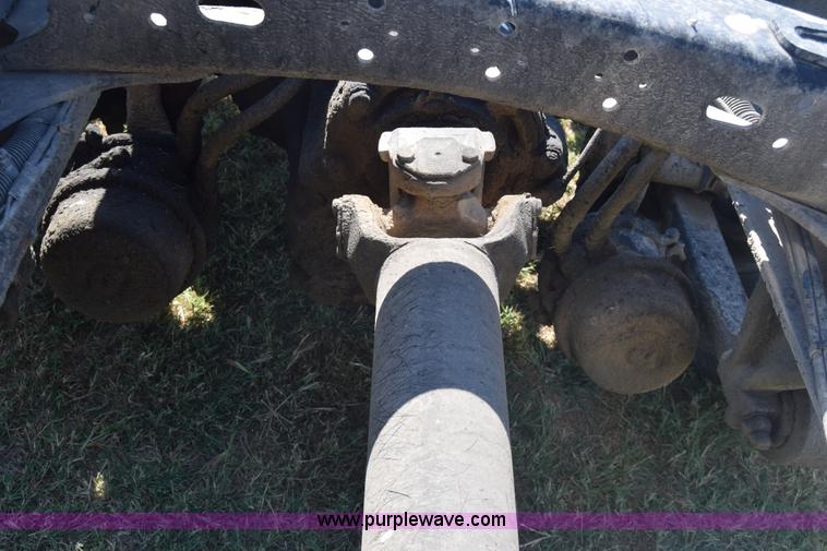 image for item J7219 2006 Freightliner Columbia semi truck