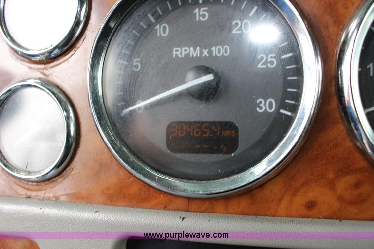 image for item K1186 2006 Peterbilt 379 semi truck