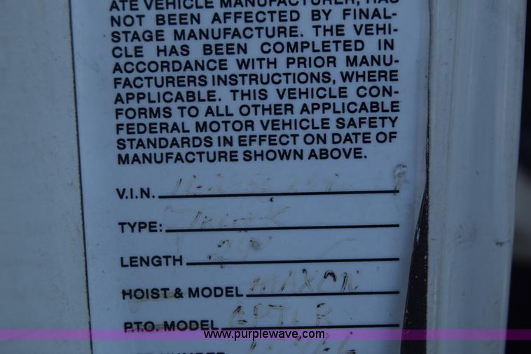 image for item K1188 2006 Hino 268 box truck