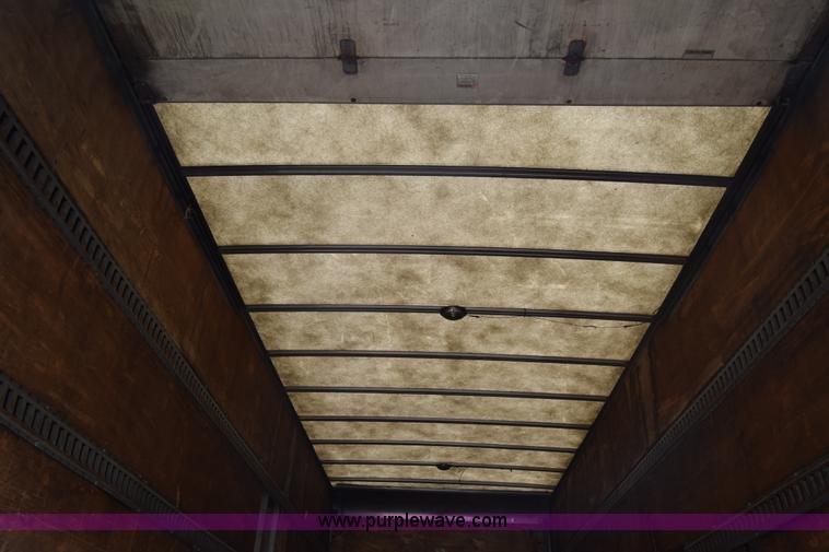 image for item K1188 2006 Hino 268 box truck