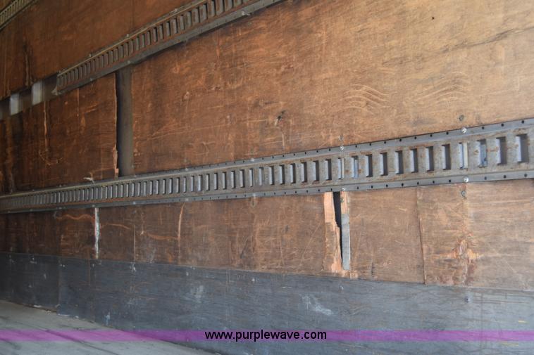 image for item K1188 2006 Hino 268 box truck