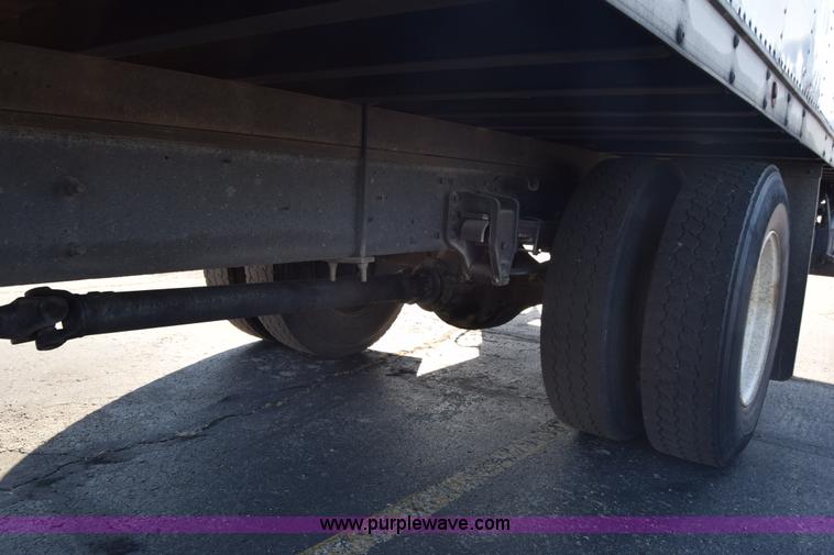 image for item K1188 2006 Hino 268 box truck