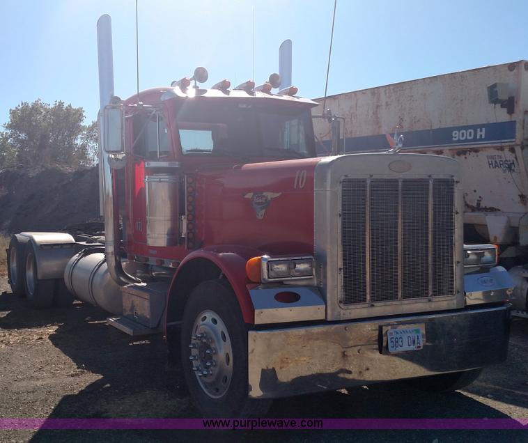 image for item K1235 1996 Peterbilt 379 semi truck