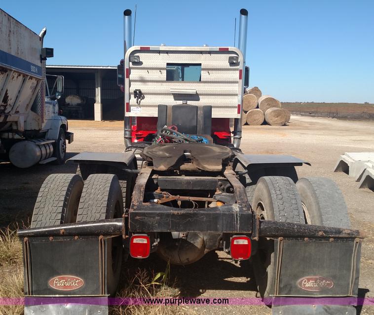 image for item K1235 1996 Peterbilt 379 semi truck