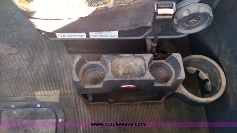 image for item K1235 1996 Peterbilt 379 semi truck