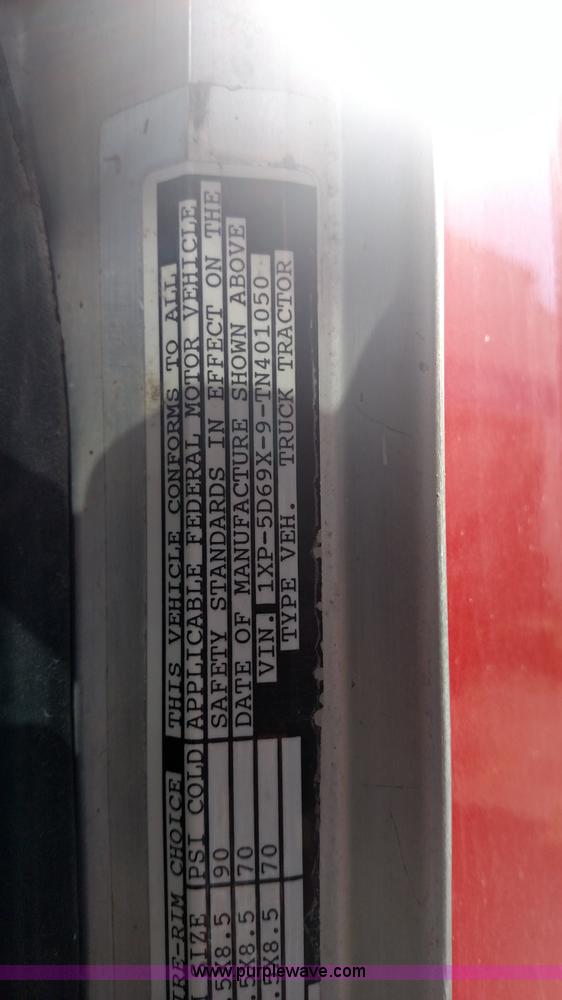 image for item K1235 1996 Peterbilt 379 semi truck