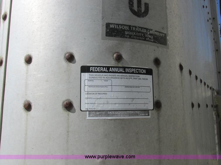 image for item K2195 1993 Wilson PSDCL-302 livestock trailer