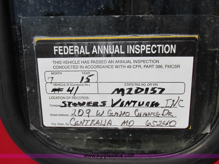 image for item K2199 2003 Freightliner FLD 132XL Classic semi truck