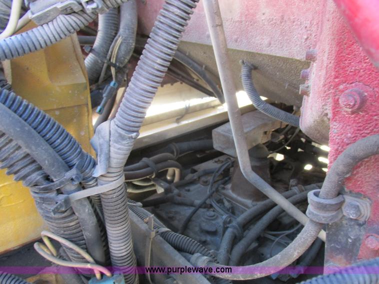 image for item K2199 2003 Freightliner FLD 132XL Classic semi truck