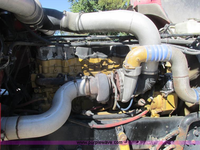 image for item K2199 2003 Freightliner FLD 132XL Classic semi truck