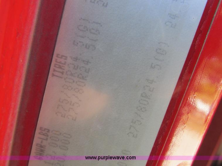 image for item K2199 2003 Freightliner FLD 132XL Classic semi truck