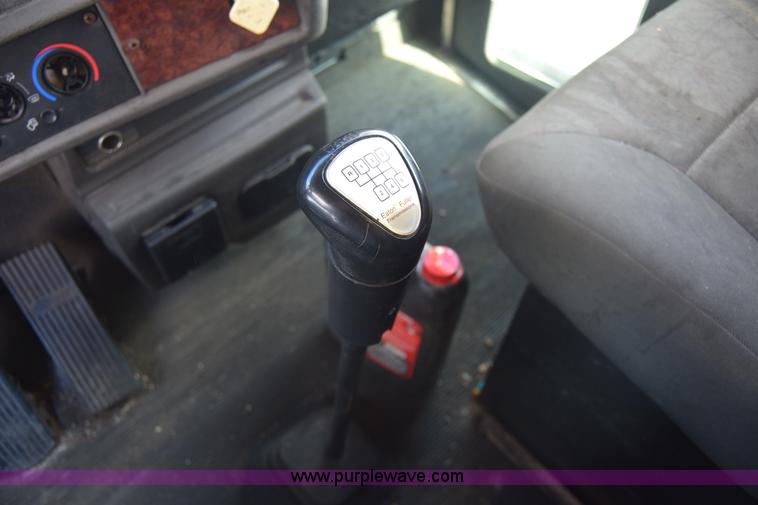 image for item K4765 2008 Kenworth T300 box truck