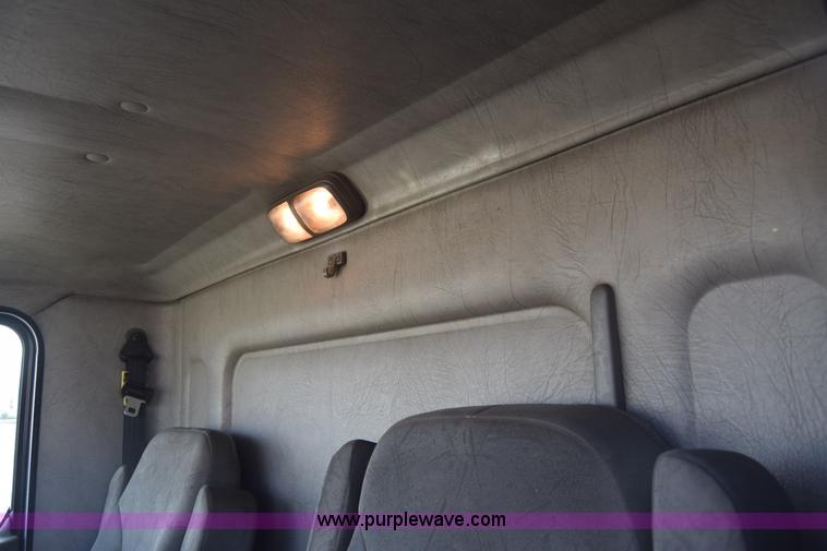 image for item K4765 2008 Kenworth T300 box truck