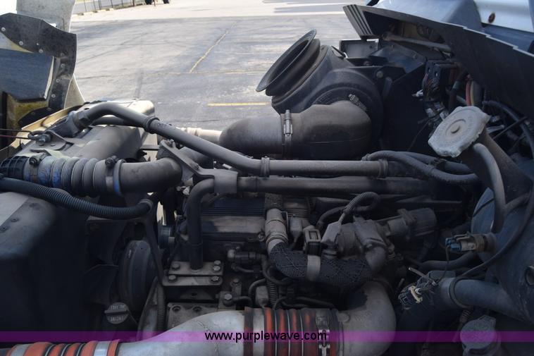 image for item K4765 2008 Kenworth T300 box truck