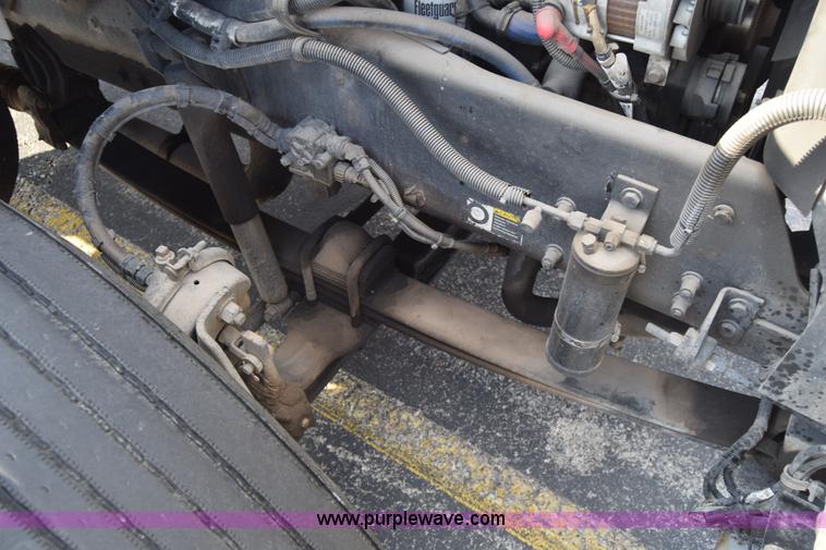 image for item K4765 2008 Kenworth T300 box truck