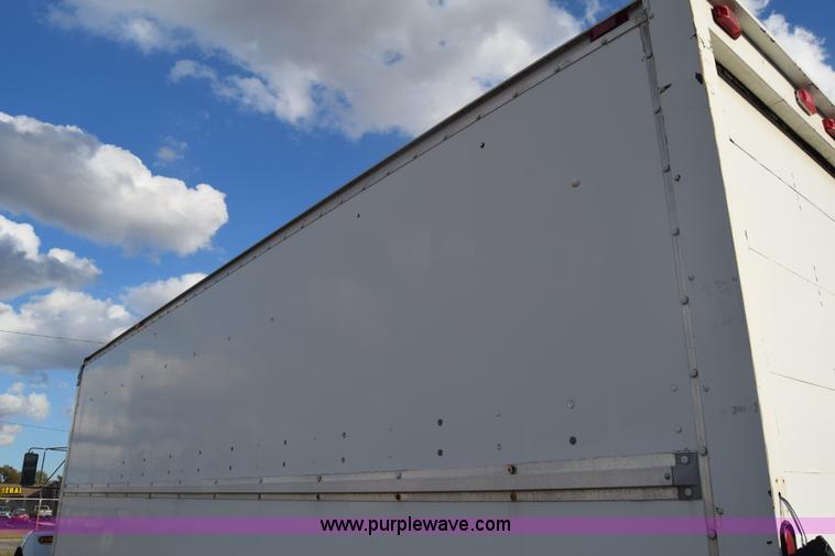 image for item K4765 2008 Kenworth T300 box truck