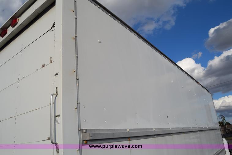 image for item K4765 2008 Kenworth T300 box truck