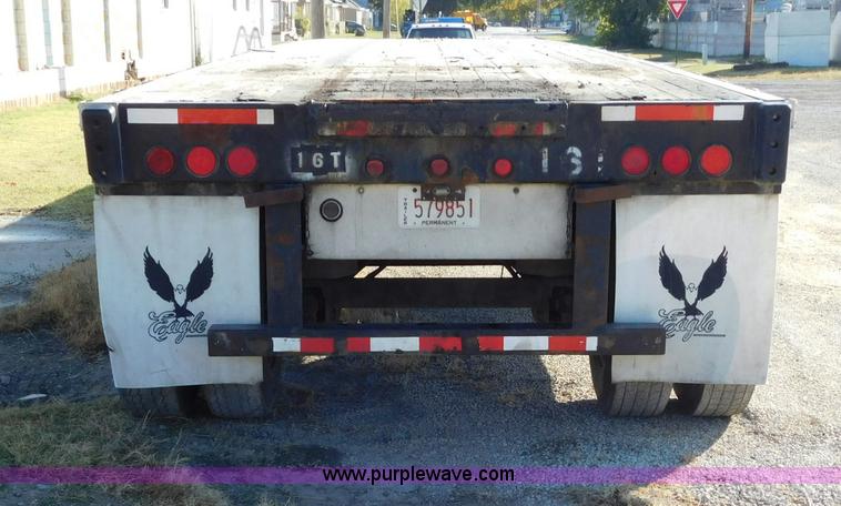 image for item K8235 2000 Transcraft flatbed trailer