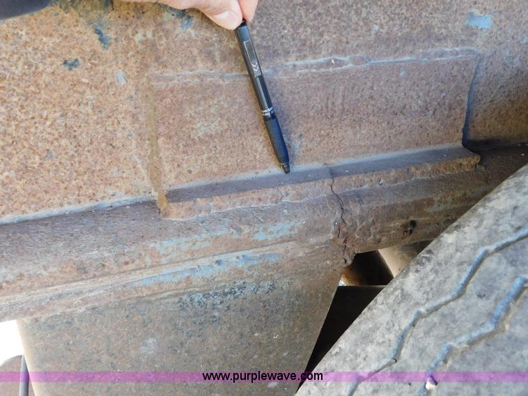 image for item K8235 2000 Transcraft flatbed trailer