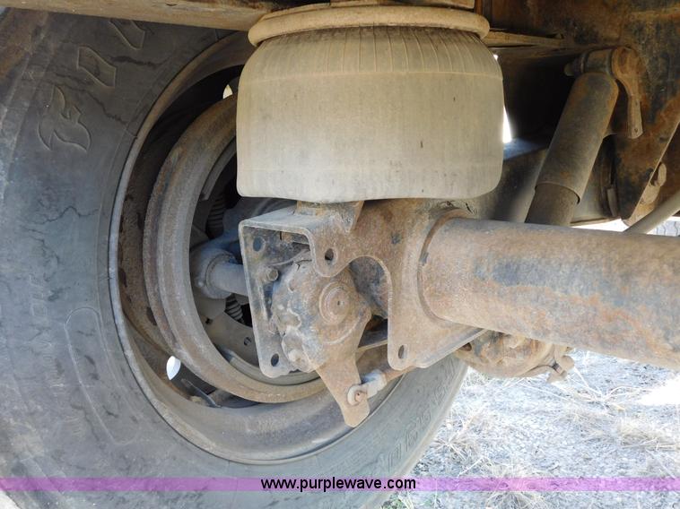 image for item K8235 2000 Transcraft flatbed trailer