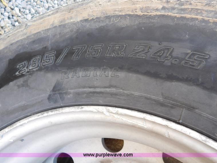 image for item K8235 2000 Transcraft flatbed trailer