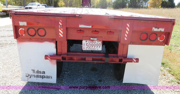 image for item L2421 1979 Transcraft ETH-40-65 flatbed trailer