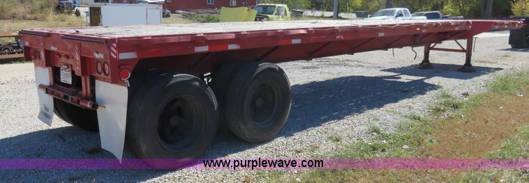 image for item L2421 1979 Transcraft ETH-40-65 flatbed trailer