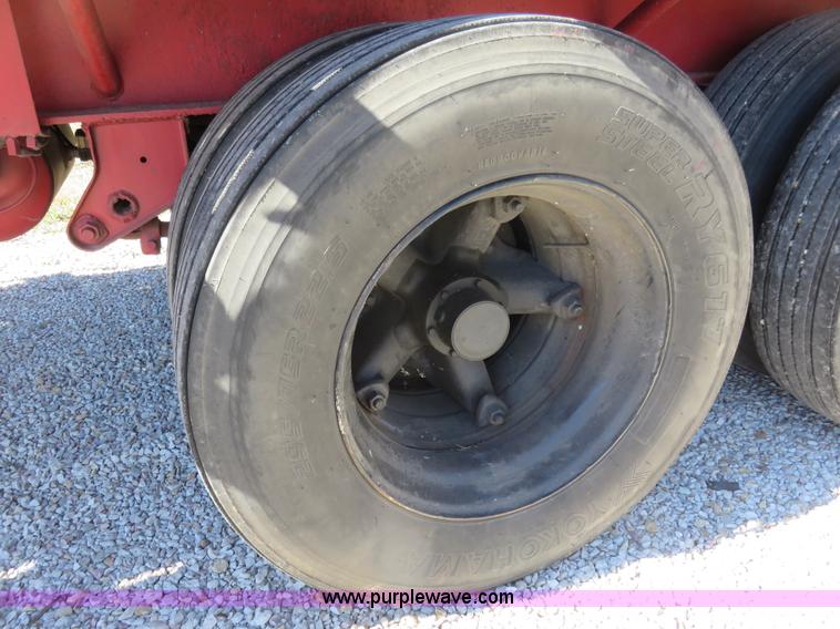 image for item L2421 1979 Transcraft ETH-40-65 flatbed trailer