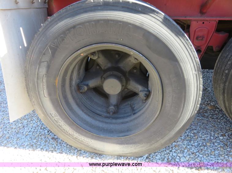 image for item L2421 1979 Transcraft ETH-40-65 flatbed trailer