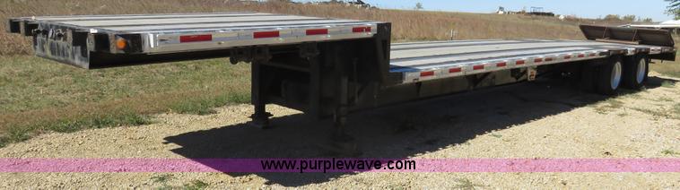 image for item L2422 1989 Eagle step deck trailer