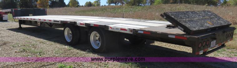 image for item L2422 1989 Eagle step deck trailer