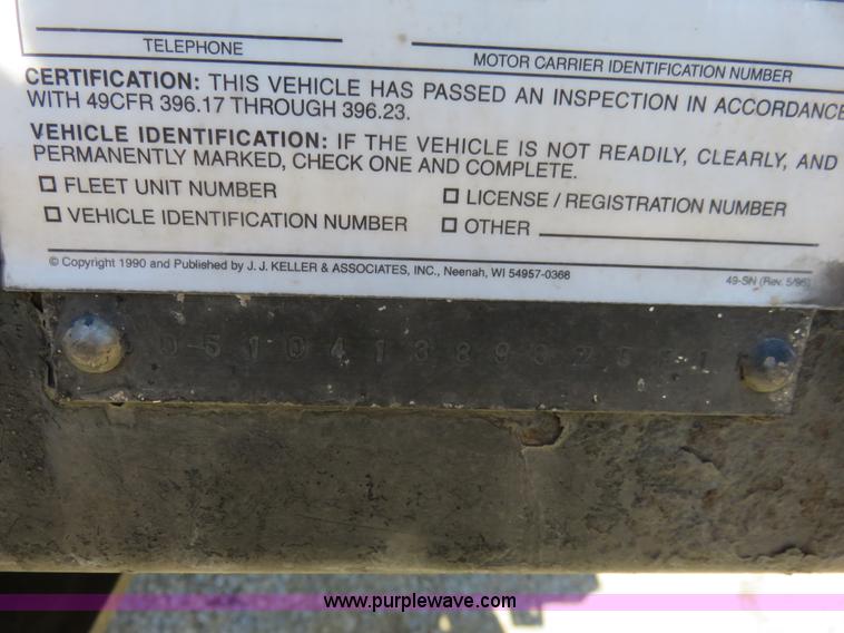 image for item L2422 1989 Eagle step deck trailer