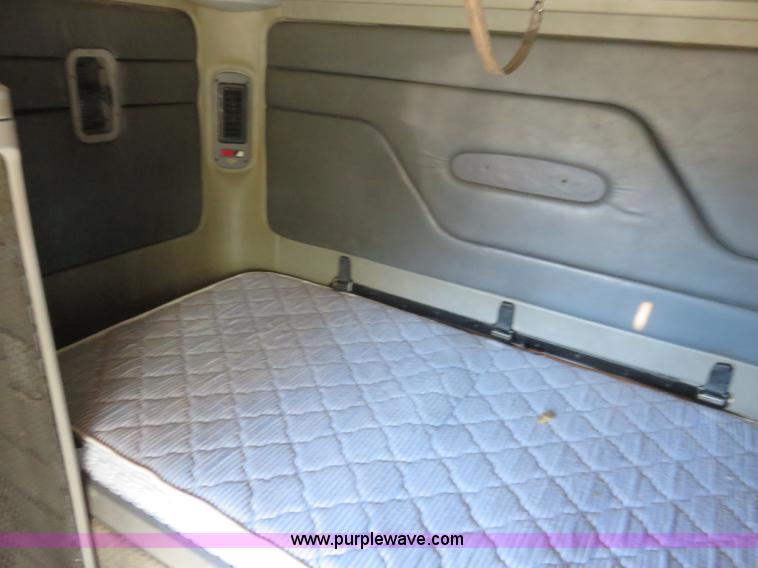 image for item L2446 1999 Freightliner Century Class semi truck