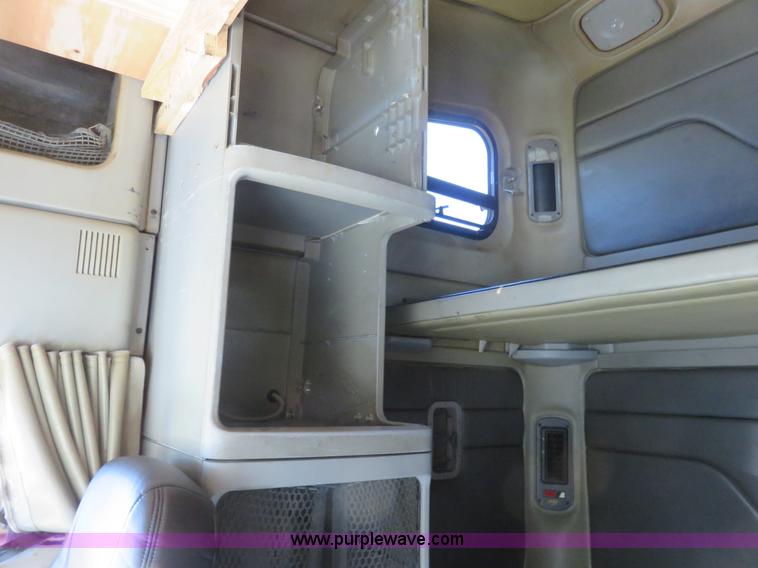 image for item L2446 1999 Freightliner Century Class semi truck