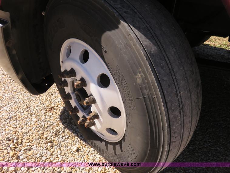 image for item L2446 1999 Freightliner Century Class semi truck